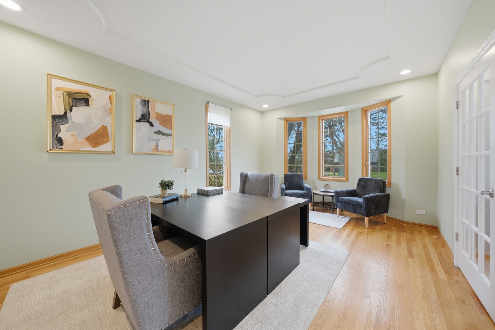 15W641 81st Street, Burr Ridge, IL 60527