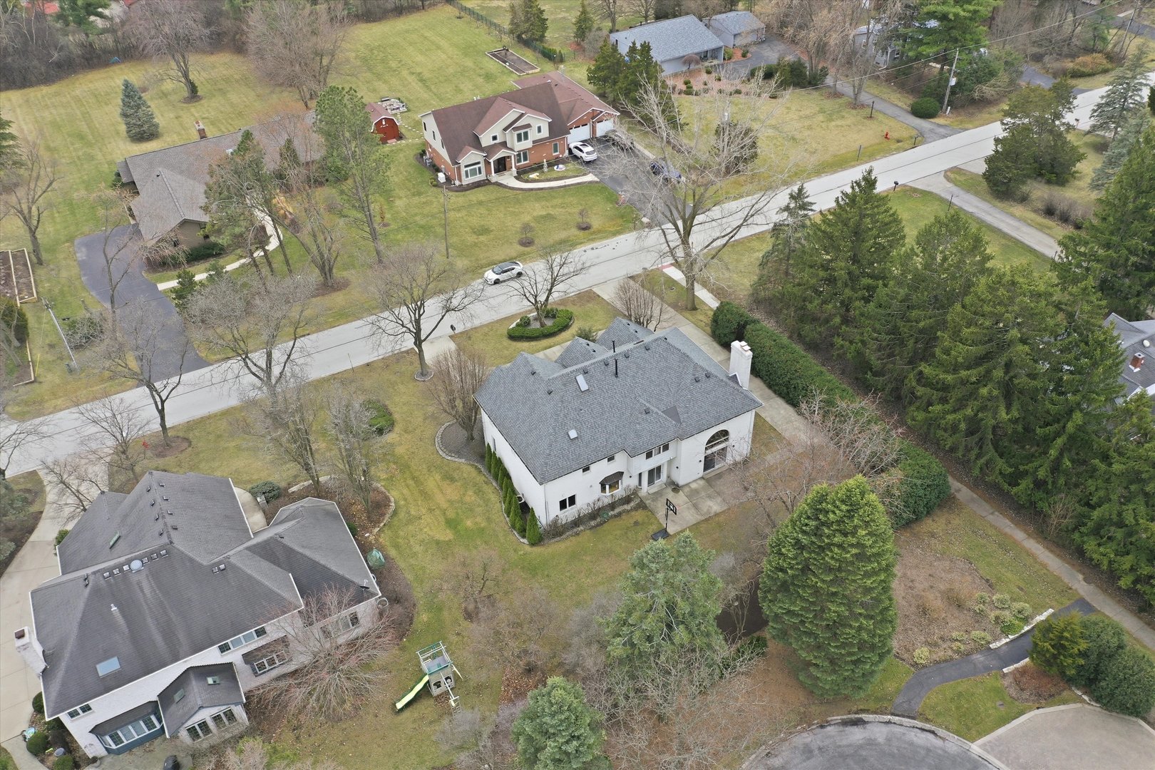 15W641 81st Street, Burr Ridge, IL 60527