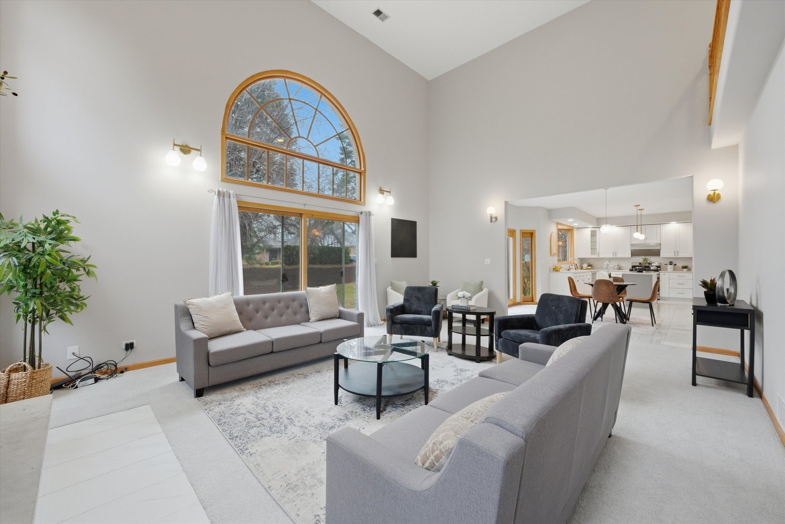 15W641 81st Street, Burr Ridge, IL 60527