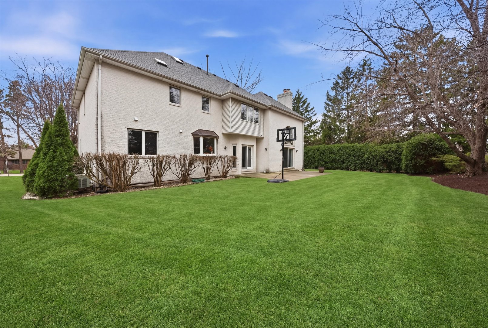 15W641 81st Street, Burr Ridge, IL 60527