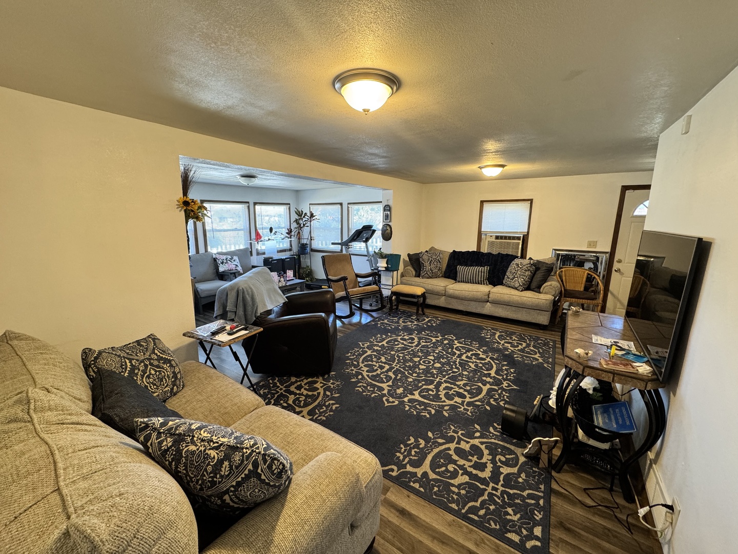 4310 Wilshire Avenue, Rockford, IL 61101