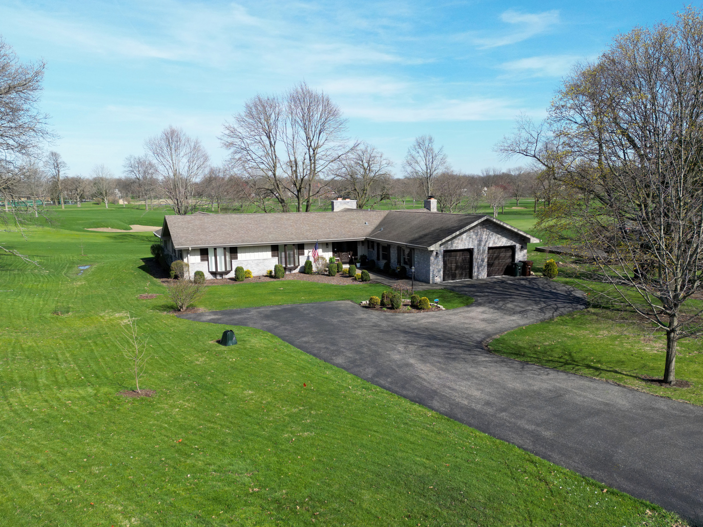 686 Golf Club Lane, Frankfort, IL 60423