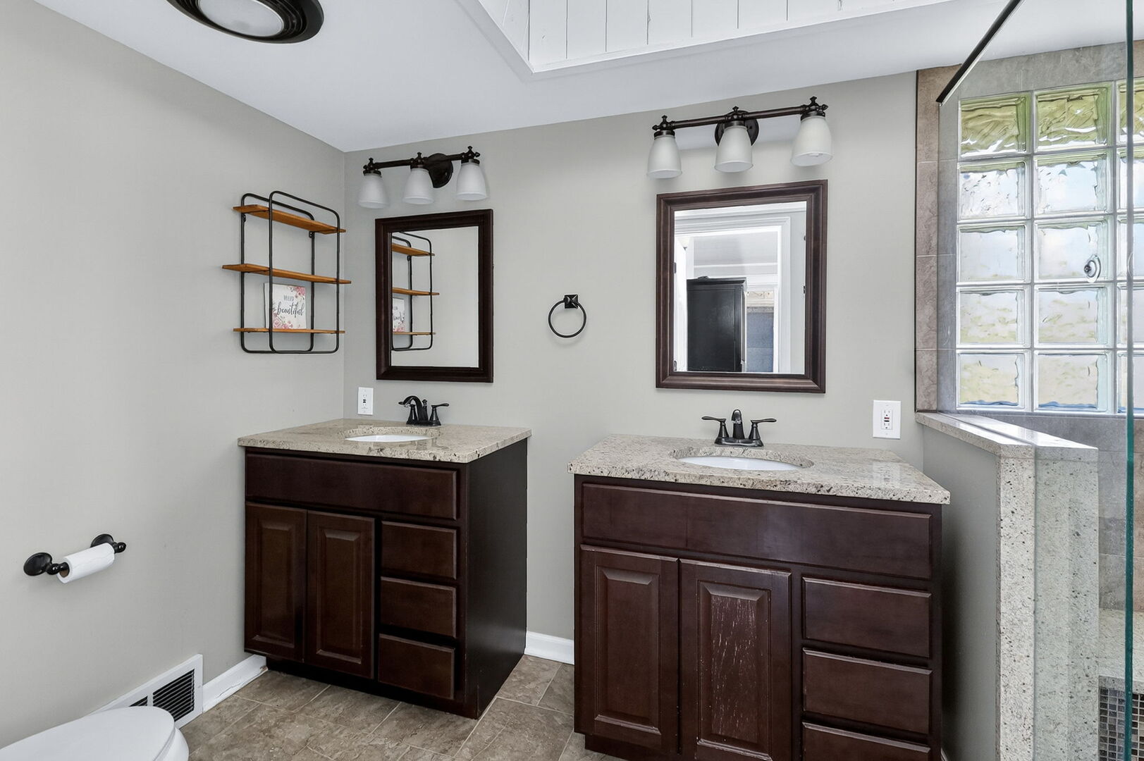 686 Golf Club Lane, Frankfort, IL 60423