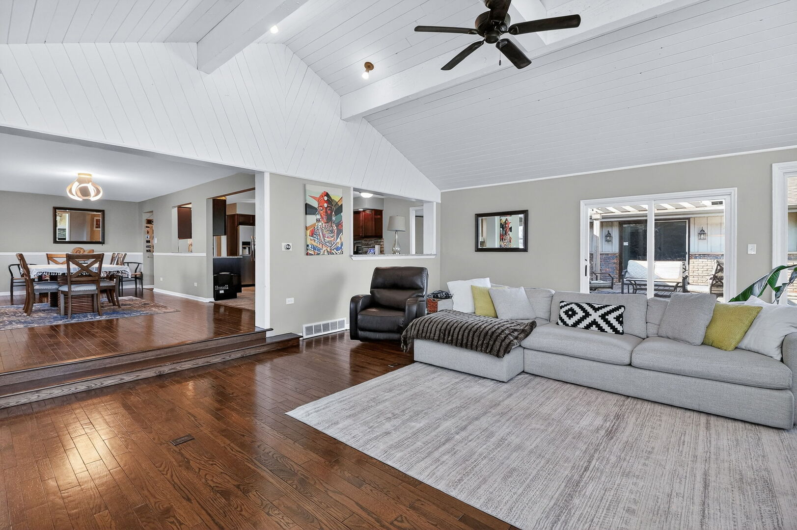 686 Golf Club Lane, Frankfort, IL 60423