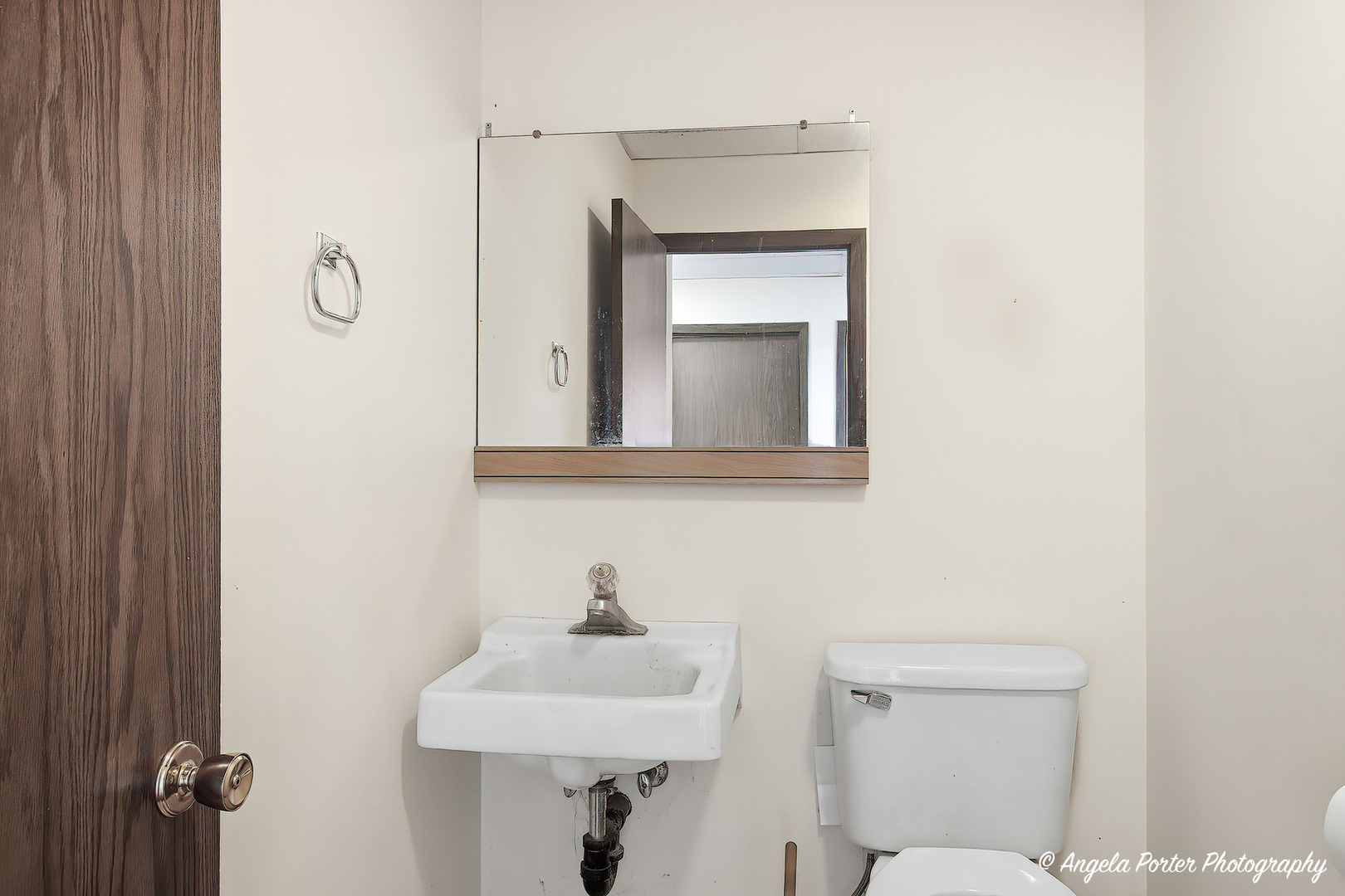 4901 W Elm Street, McHenry, IL 60050