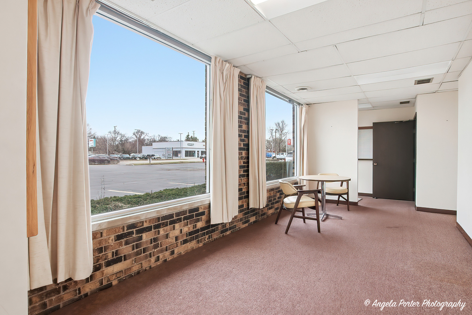 4901 W Elm Street, McHenry, IL 60050