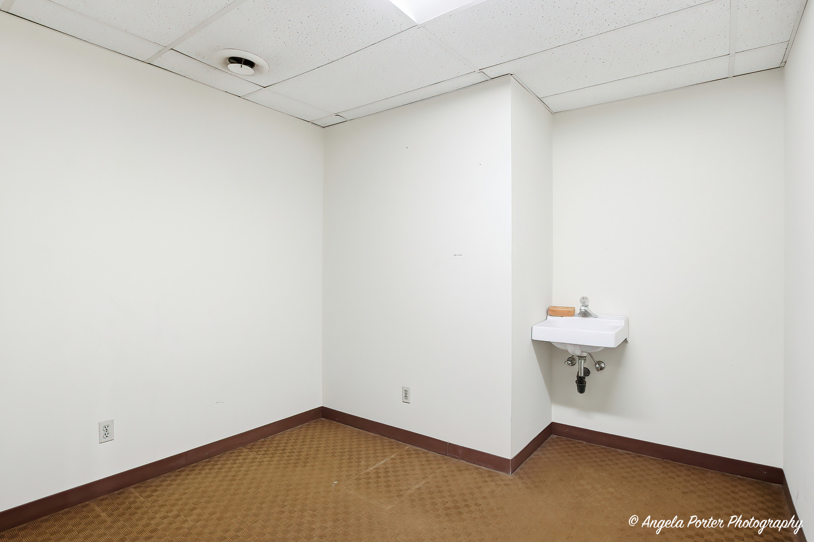 4901 W Elm Street, McHenry, IL 60050