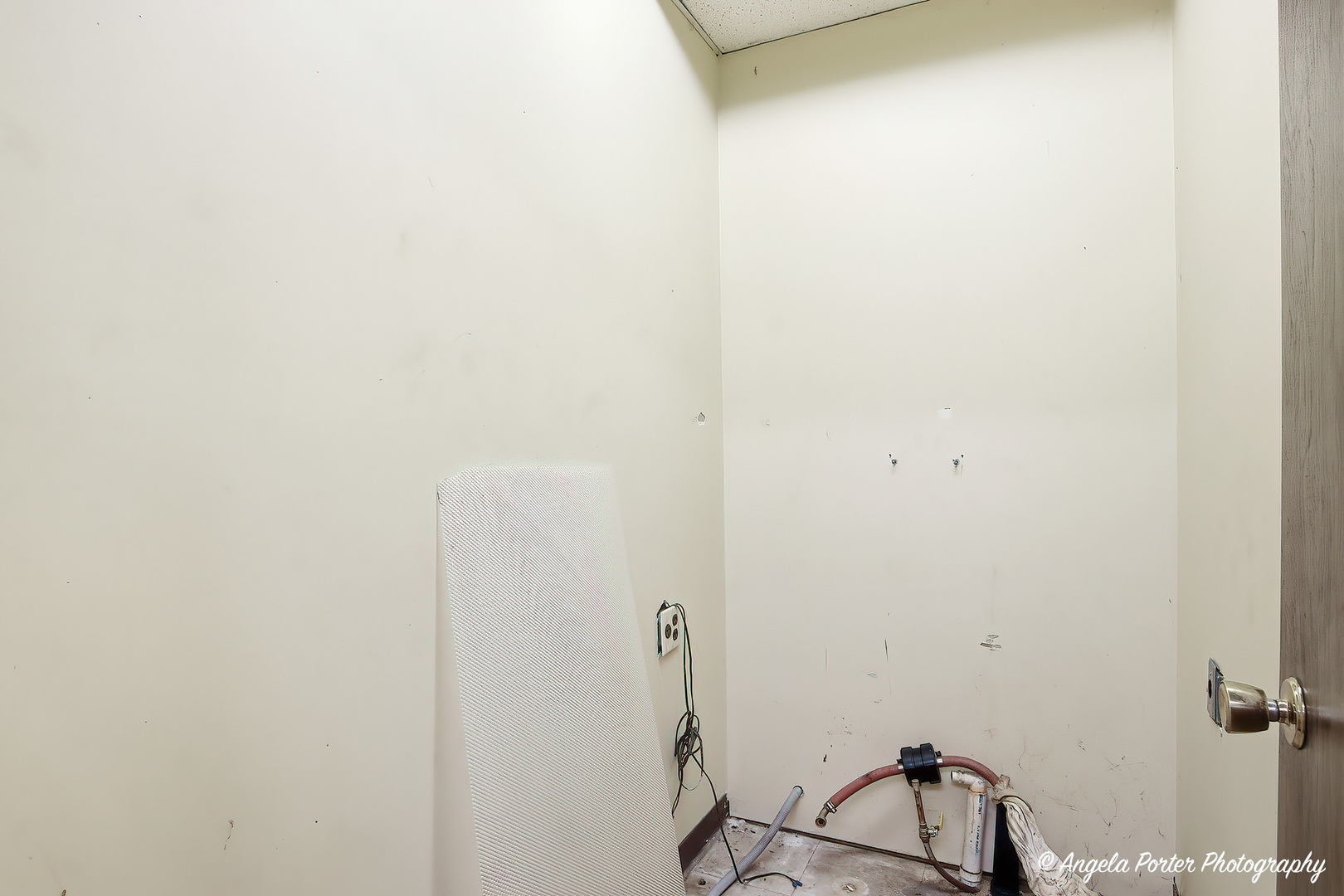 4901 W Elm Street, McHenry, IL 60050