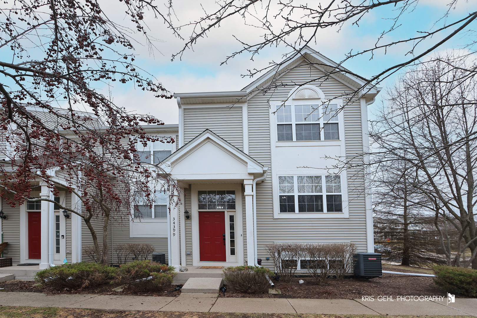 Round Lake, IL 60073