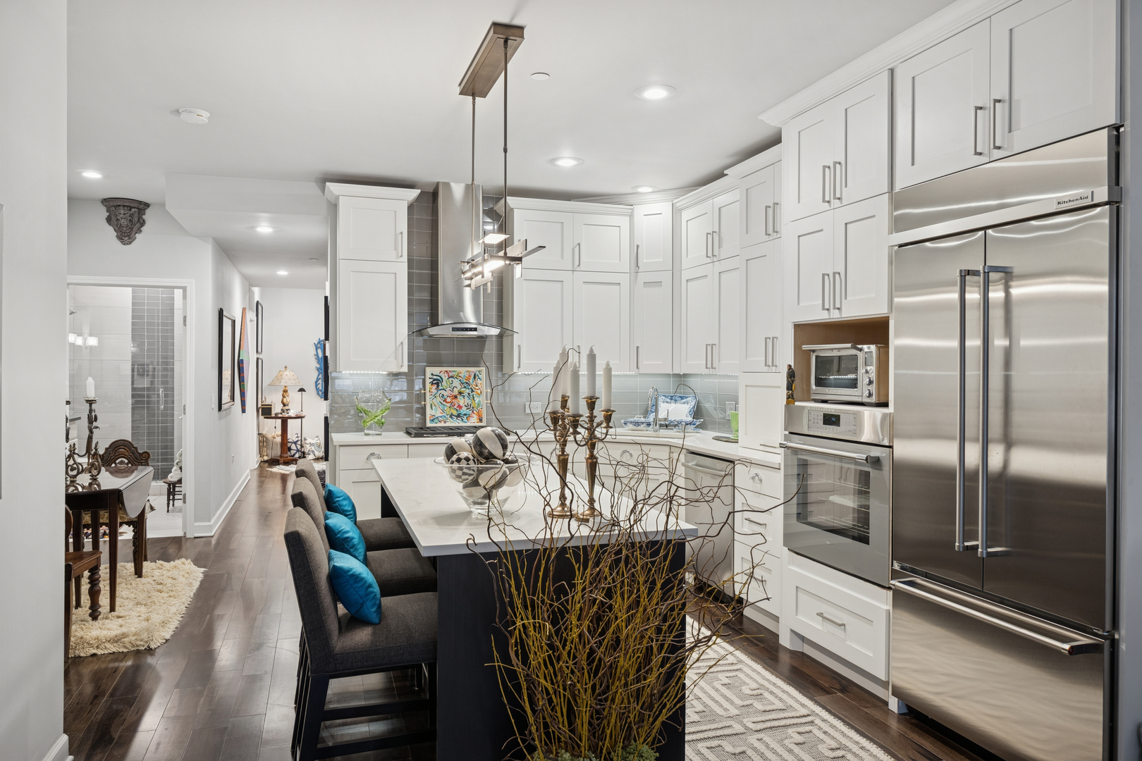 1124 Lake Street #511, Oak Park, IL 60301