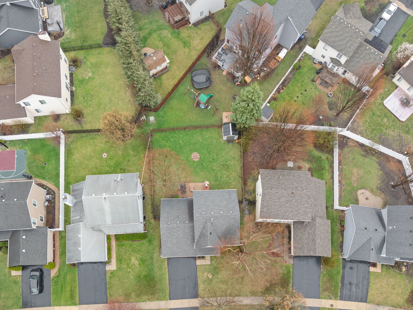 1060 Selma Lane, Naperville, IL 60540