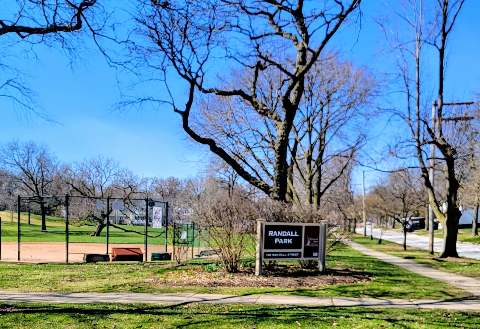 5429 Benton Avenue, Downers Grove, IL 60515