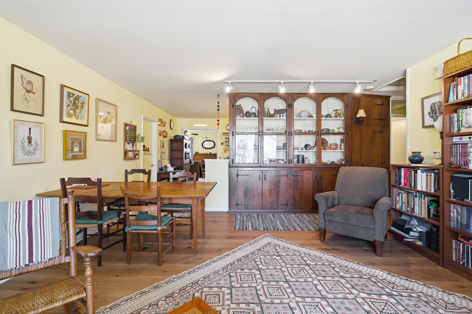 5429 Benton Avenue, Downers Grove, IL 60515