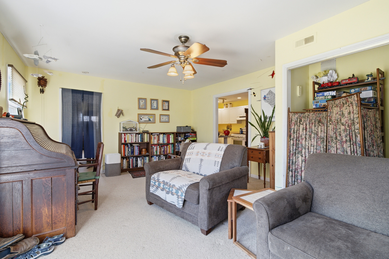 5429 Benton Avenue, Downers Grove, IL 60515