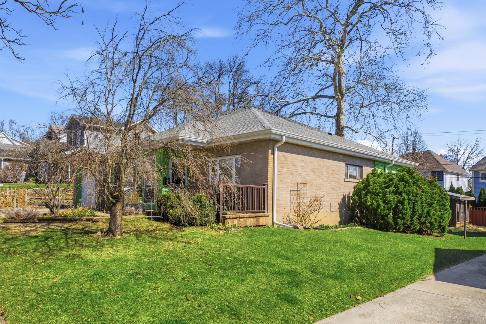 5429 Benton Avenue, Downers Grove, IL 60515