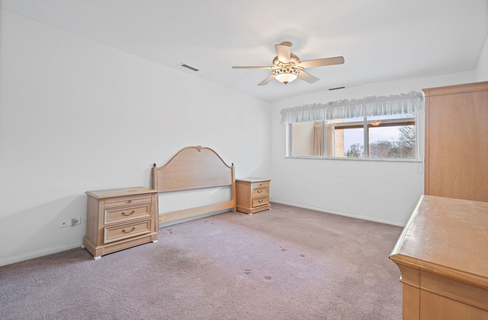 1 N Dee Road #1B, Park Ridge, IL 60068