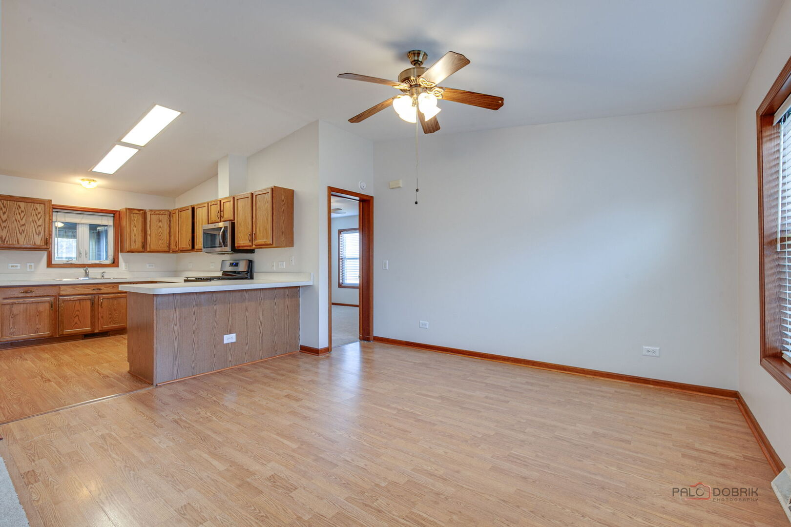 2406 STALLION Court, Grayslake, IL 60030