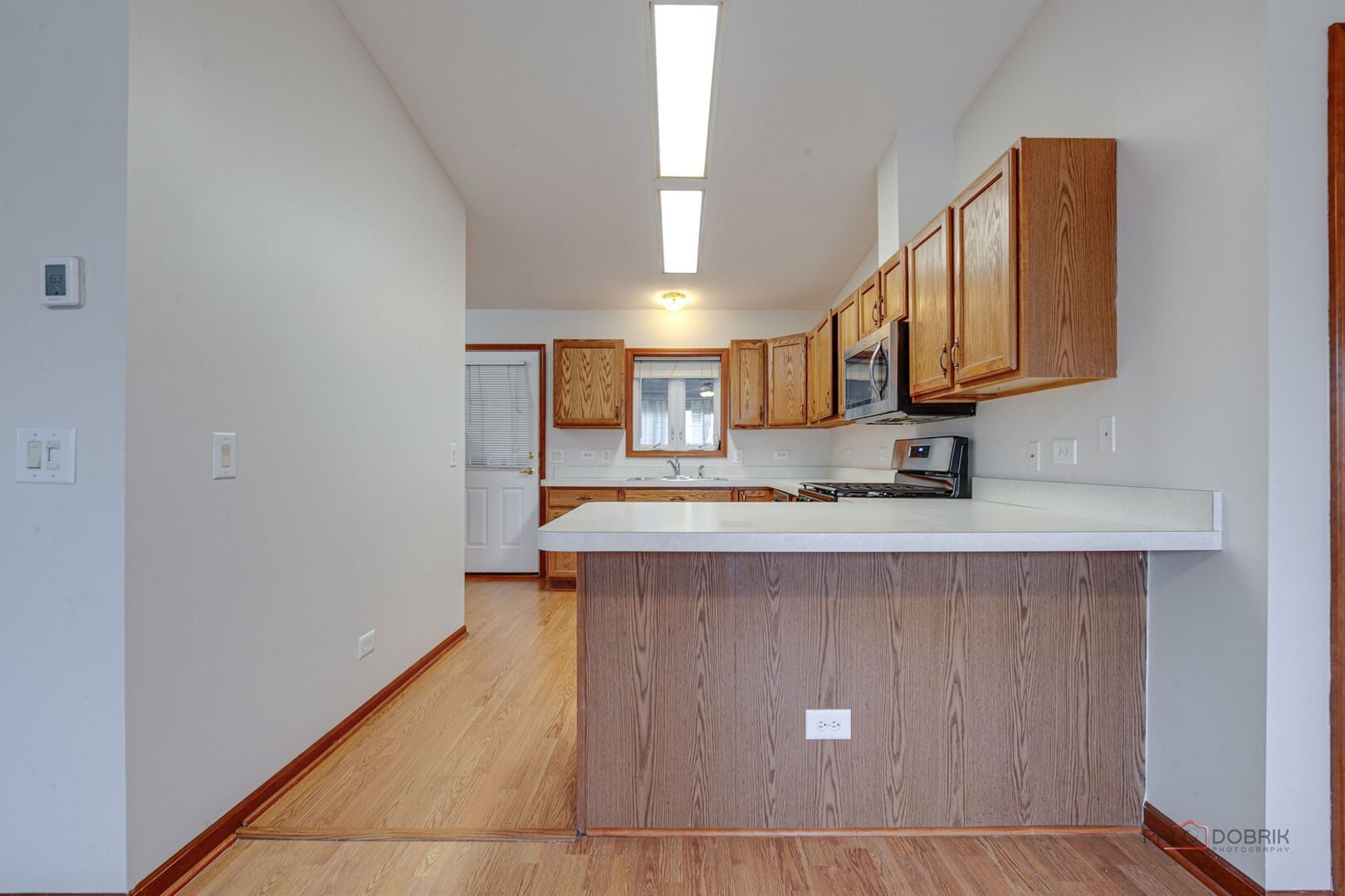 2406 STALLION Court, Grayslake, IL 60030