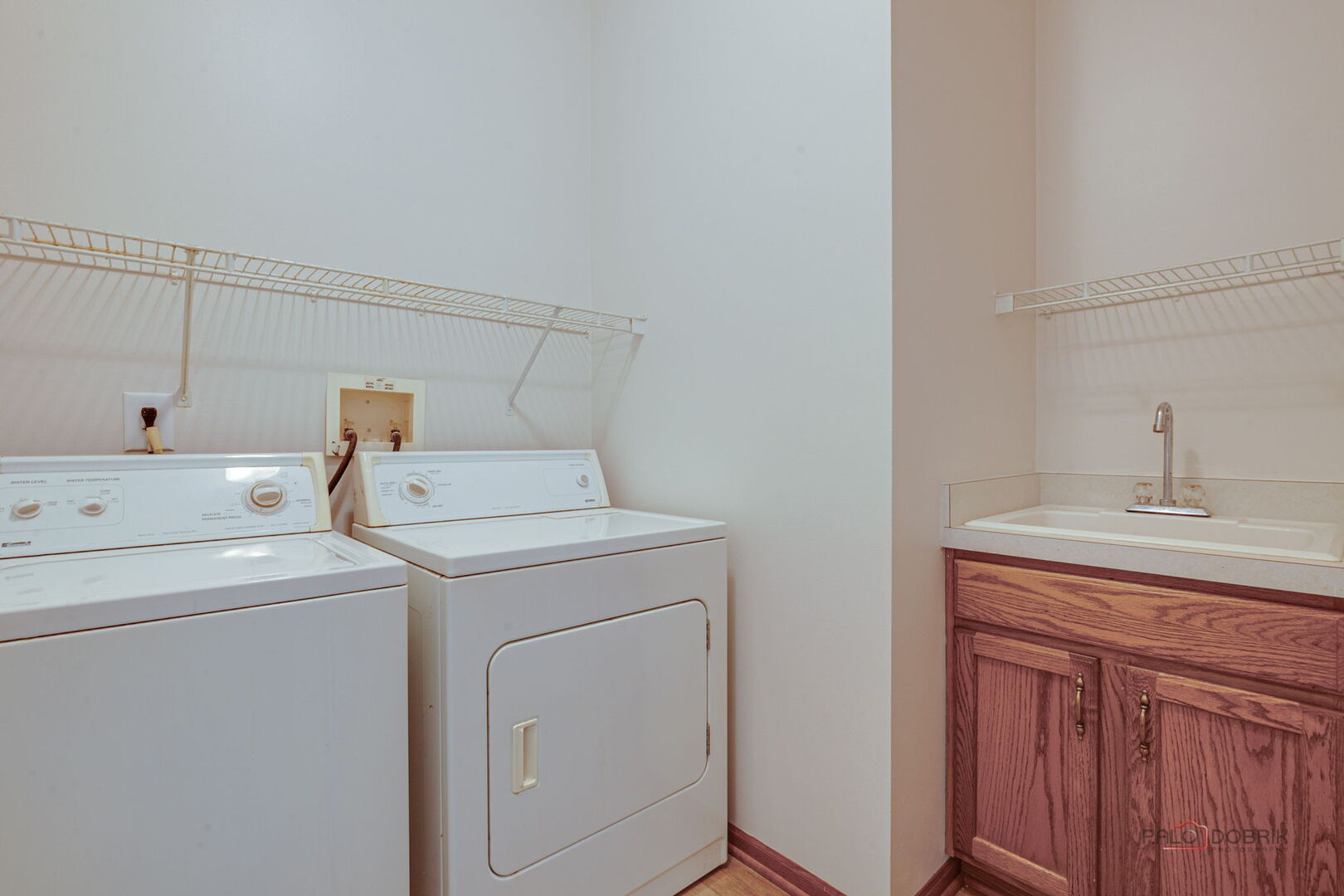 2406 STALLION Court, Grayslake, IL 60030