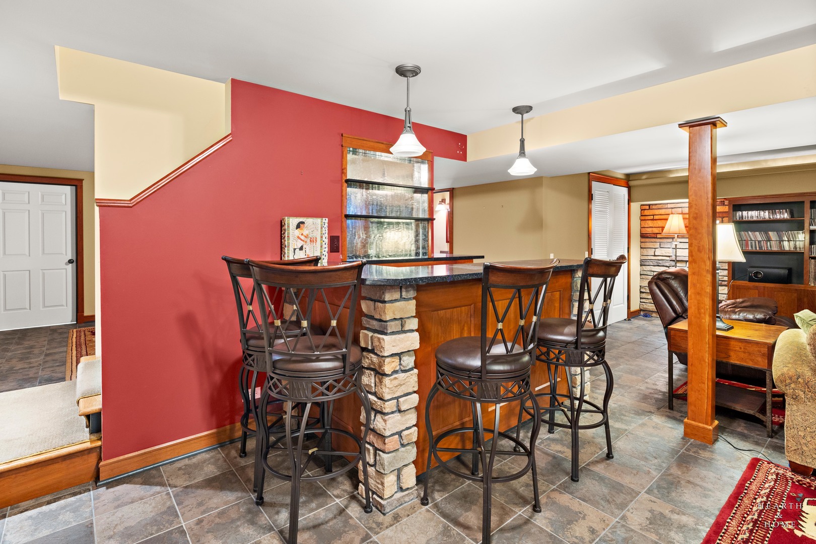 36W628 Oak Hill Drive, Dundee, IL 60118