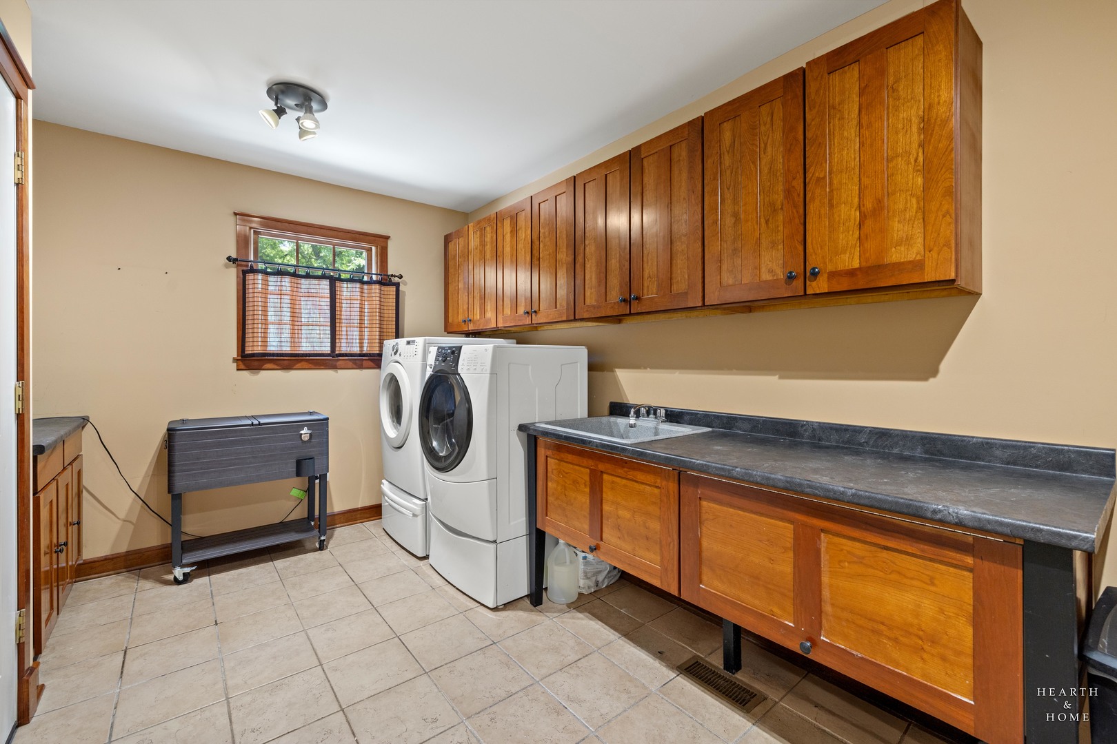 36W628 Oak Hill Drive, Dundee, IL 60118