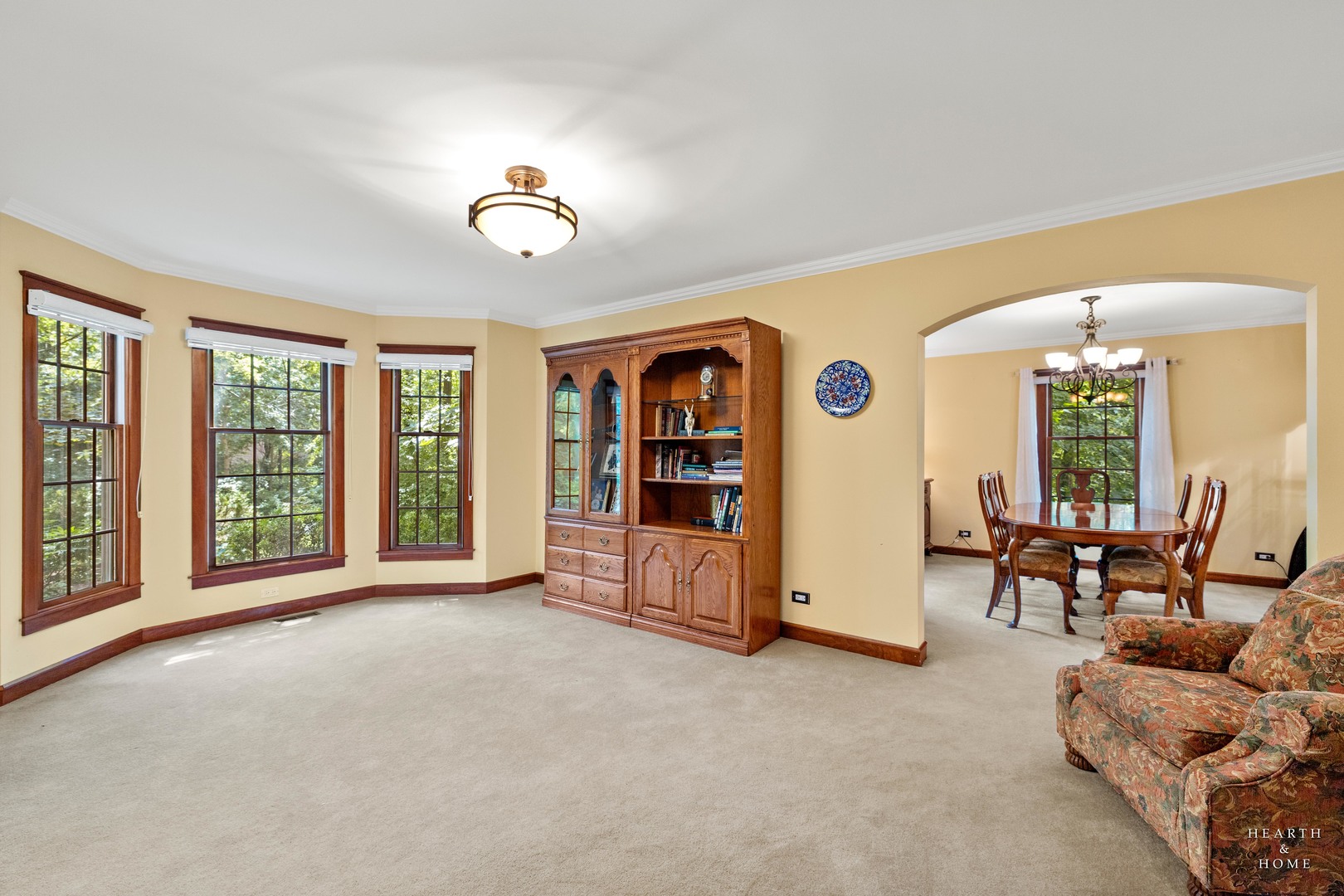 36W628 Oak Hill Drive, Dundee, IL 60118