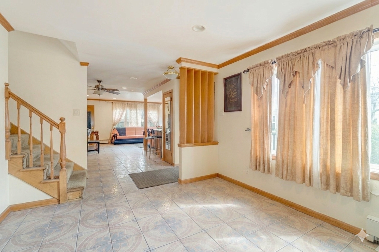 4249 Custer Avenue, Lyons, IL 60534