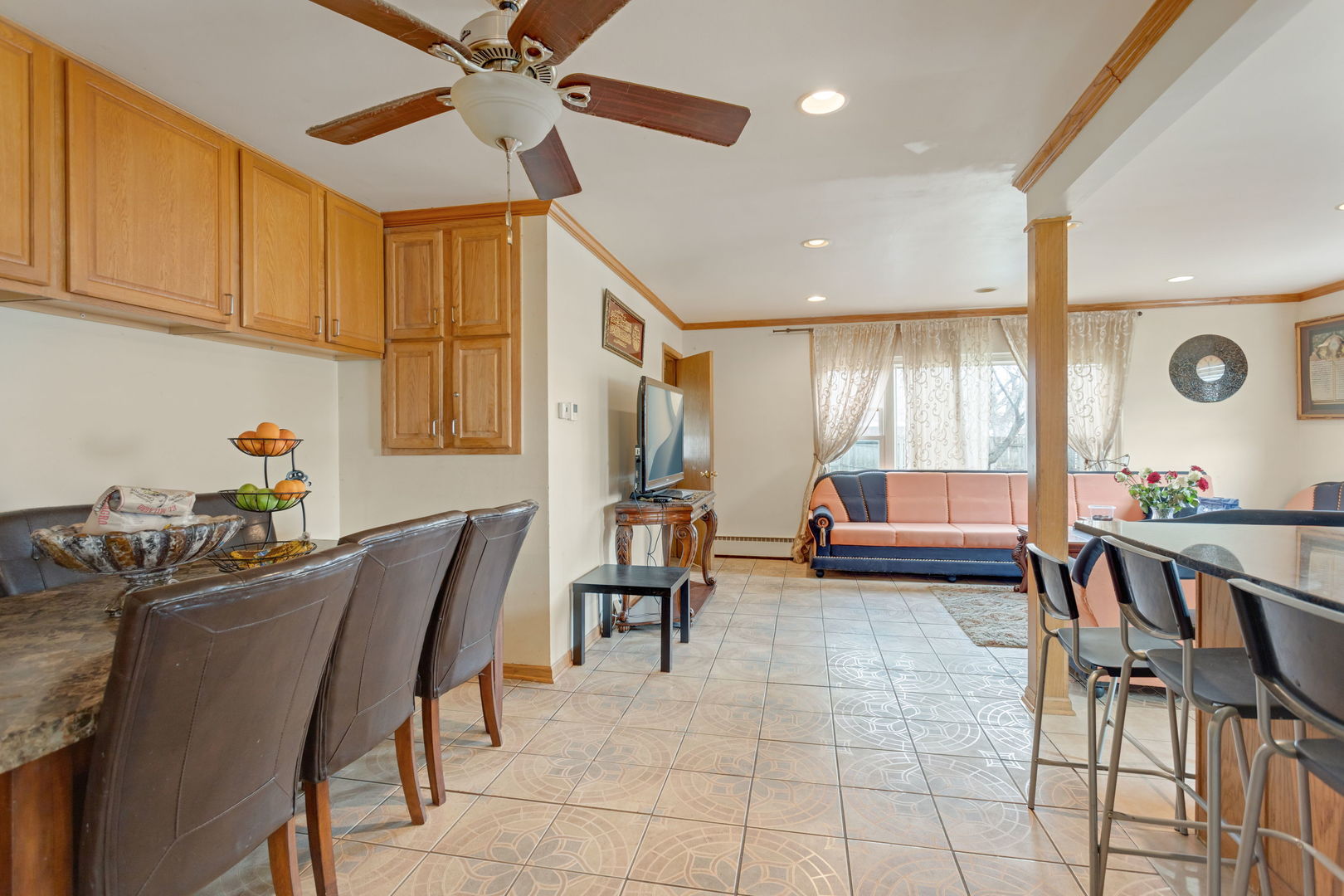 4249 Custer Avenue, Lyons, IL 60534