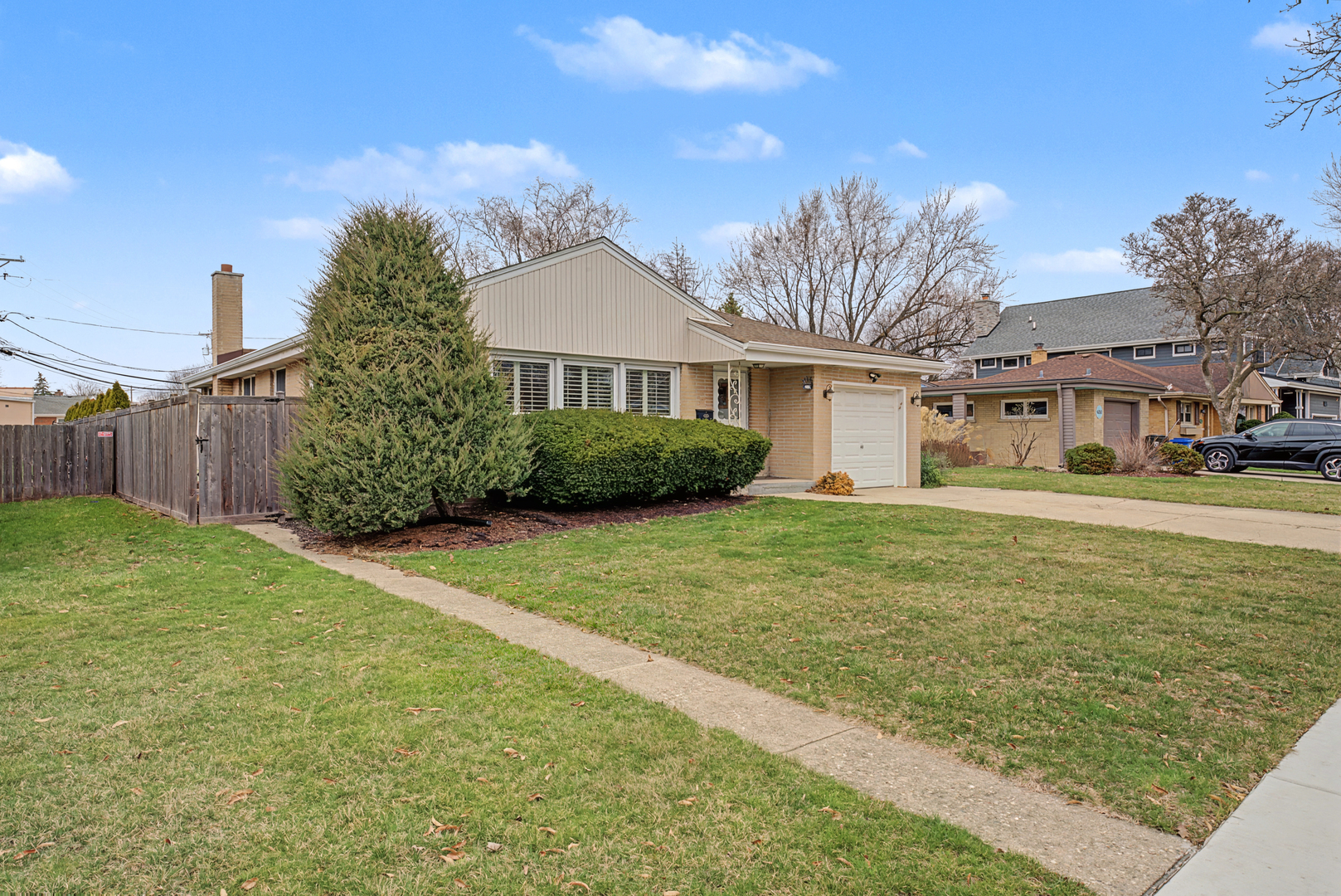 408 S Albert Street, Mount Prospect, IL 60056