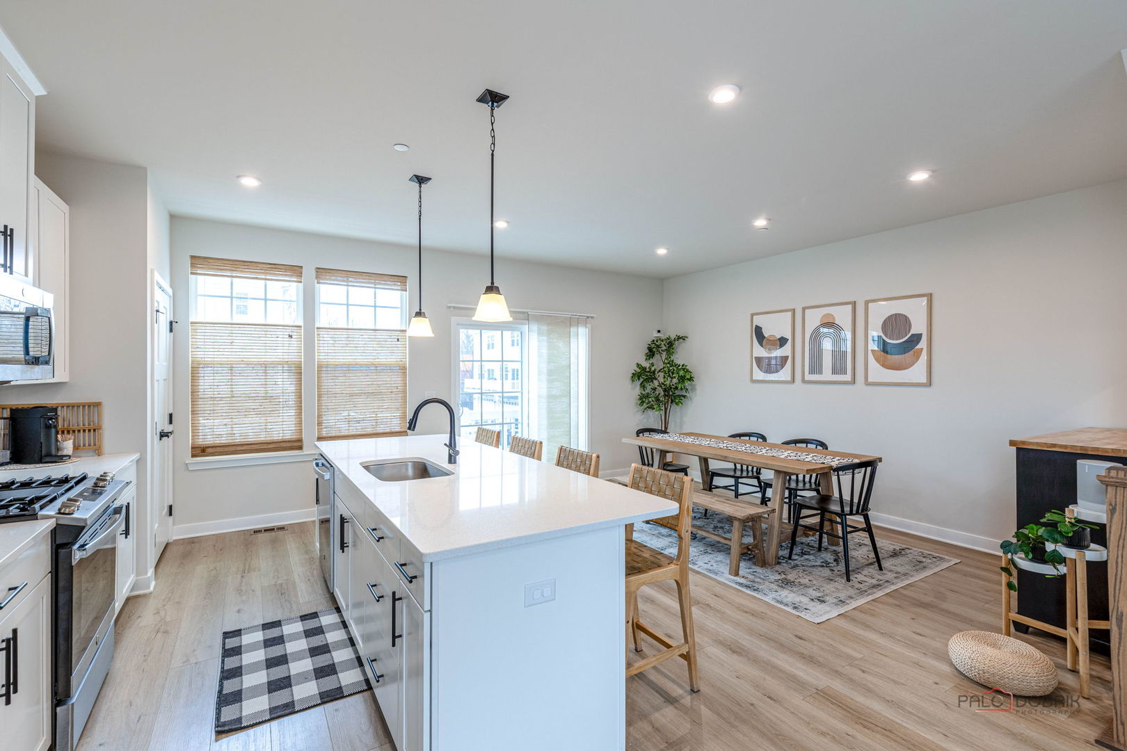 167 Canterbury Way, Lake Zurich, IL 60047