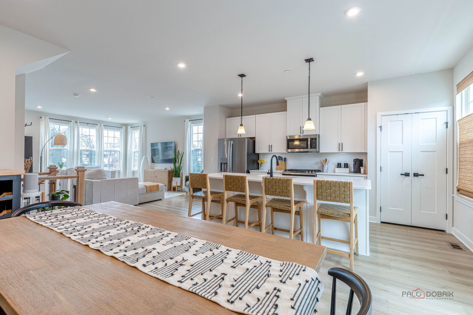 167 Canterbury Way, Lake Zurich, IL 60047