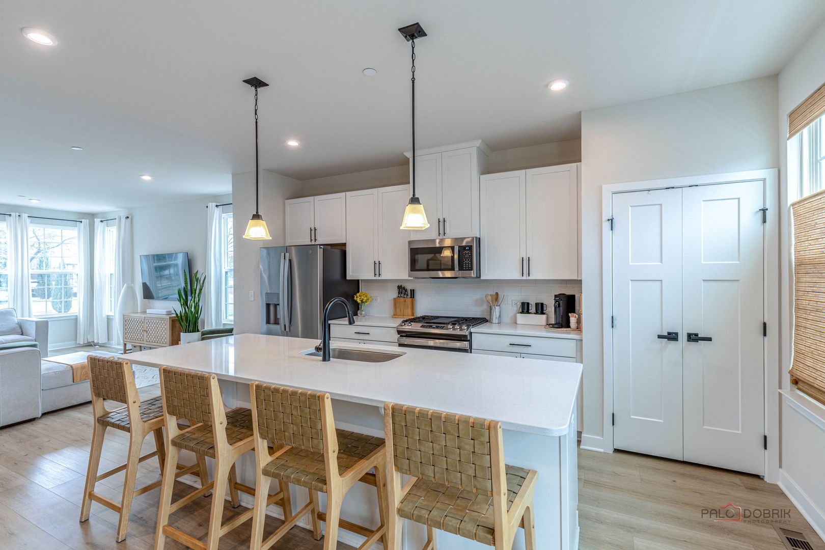 167 Canterbury Way, Lake Zurich, IL 60047