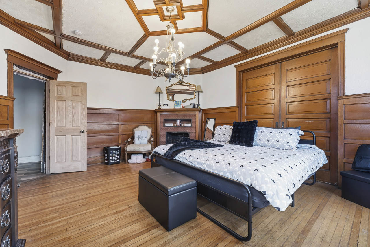 51 W 21st Street, Chicago Heights, IL 60411