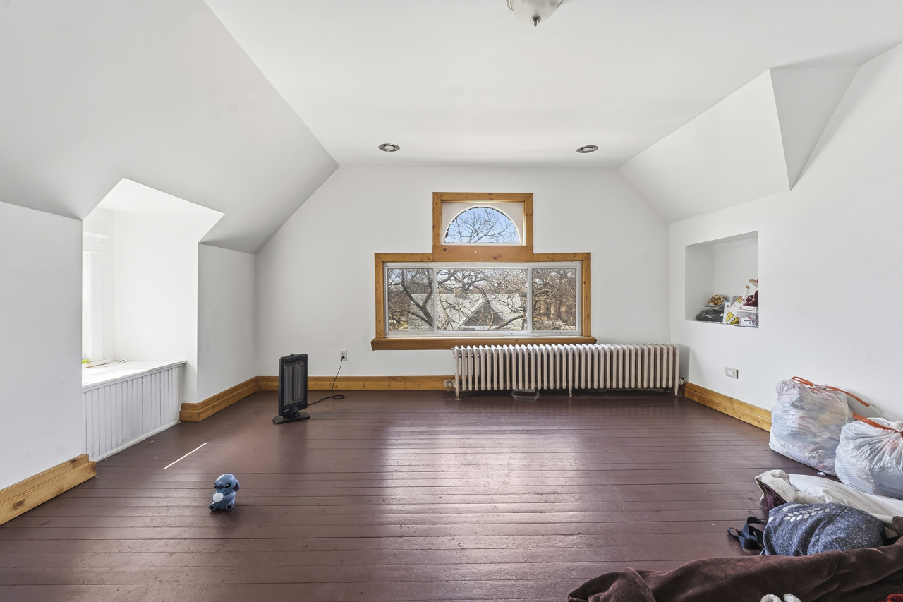 51 W 21st Street, Chicago Heights, IL 60411