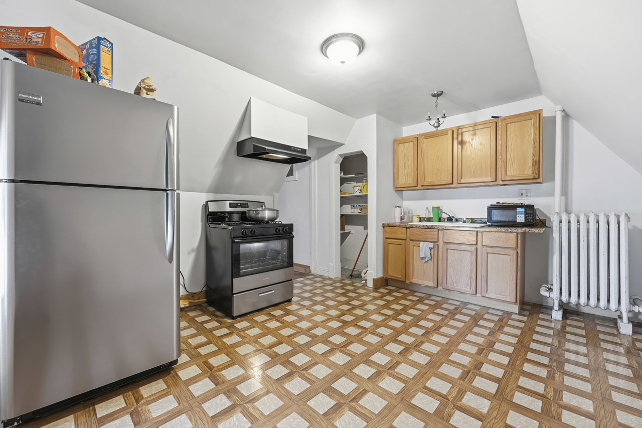 51 W 21st Street, Chicago Heights, IL 60411