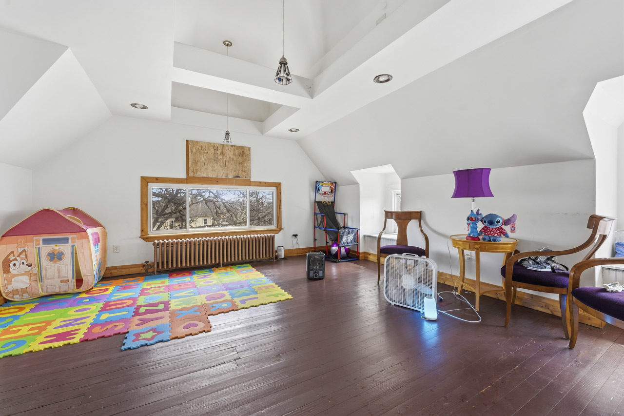 51 W 21st Street, Chicago Heights, IL 60411