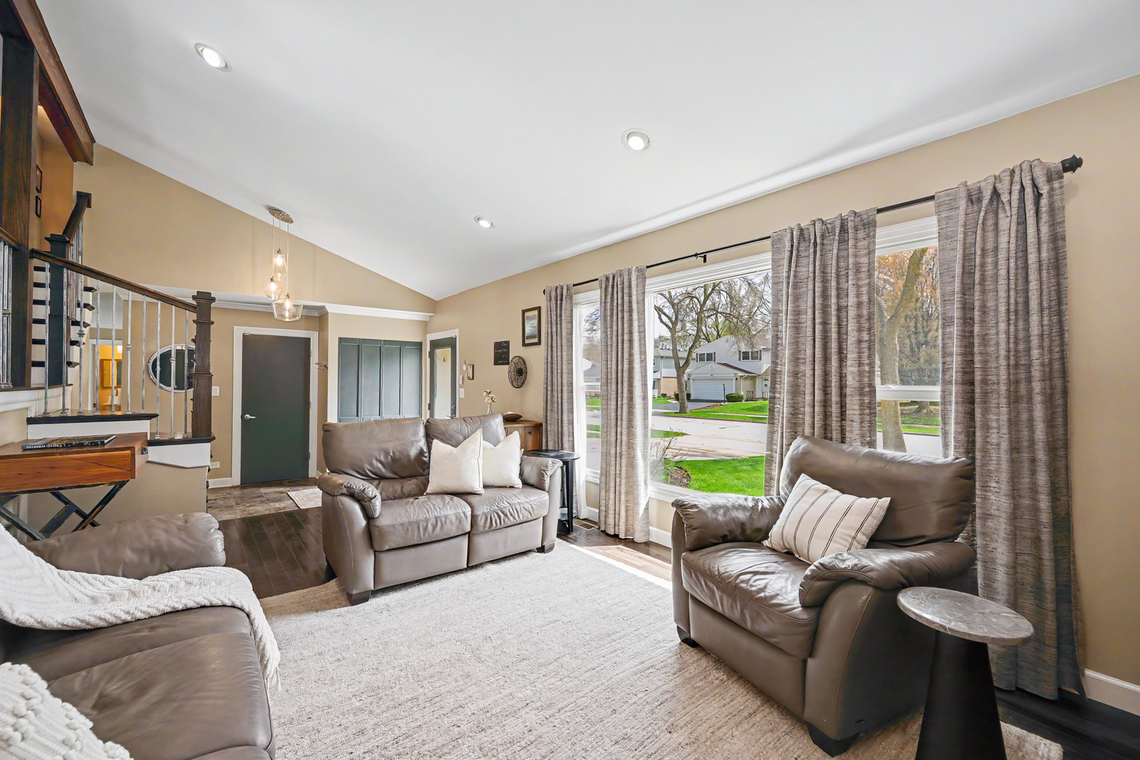 610 W Noyes Street, Arlington Heights, IL 60005