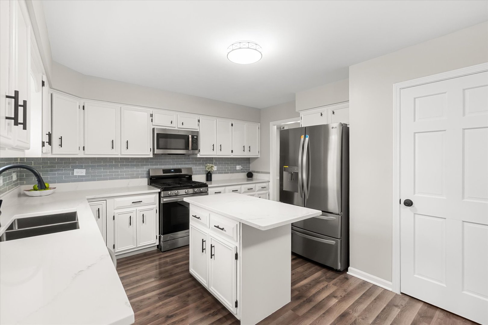 1763 Frost Lane, Naperville, IL 60564