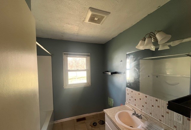 3915 N Neely Avenue, Decatur, IL 62526