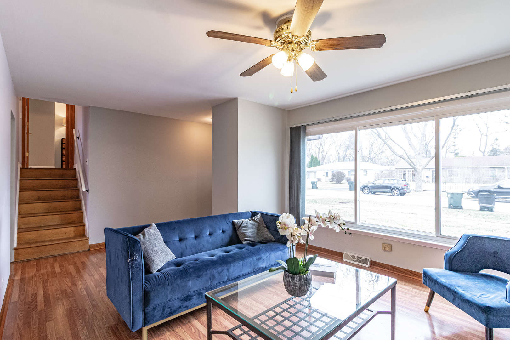 325 N Emerald Avenue, Mundelein, IL 60060