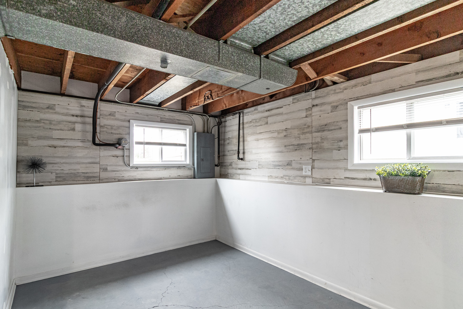 325 N Emerald Avenue, Mundelein, IL 60060