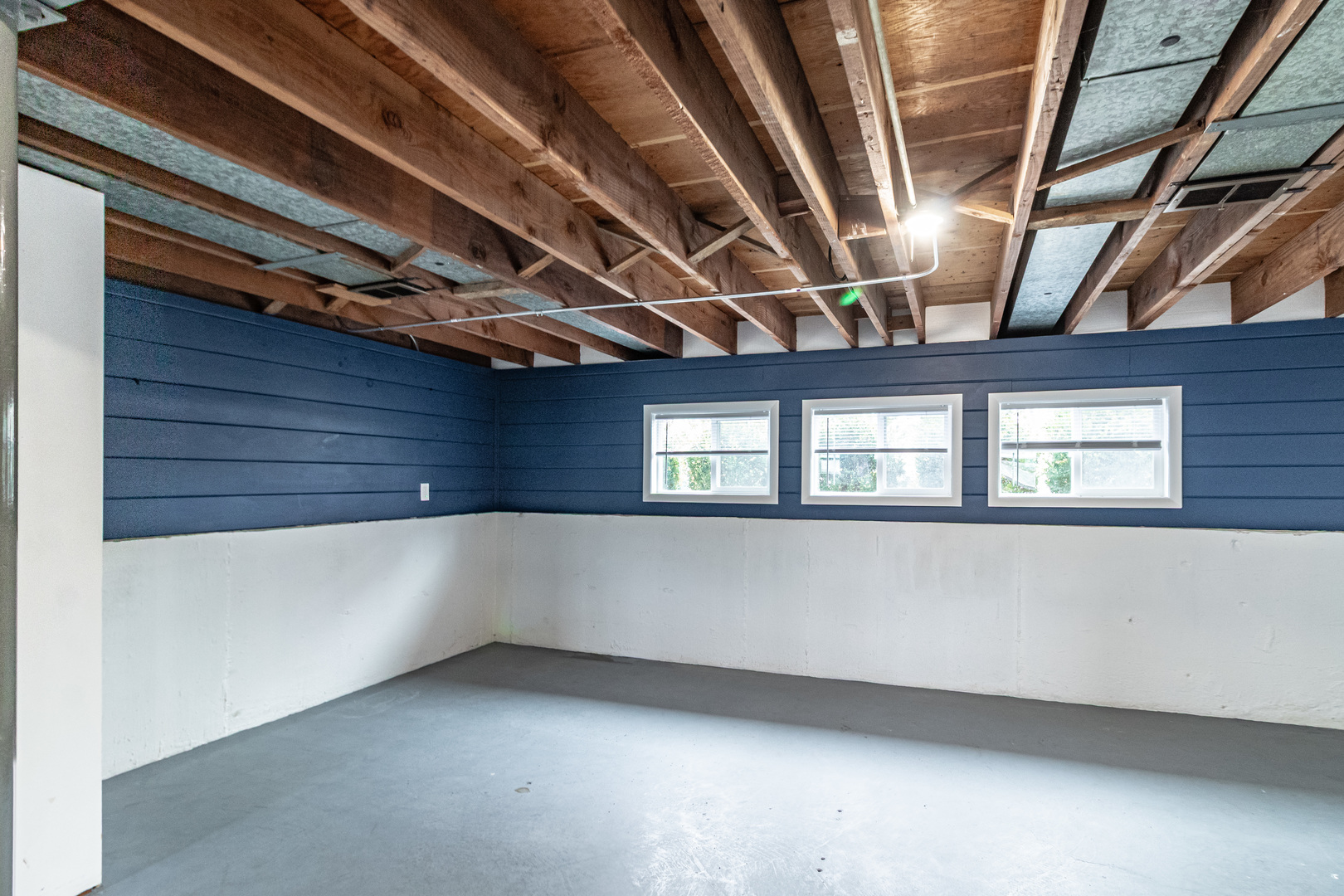 325 N Emerald Avenue, Mundelein, IL 60060