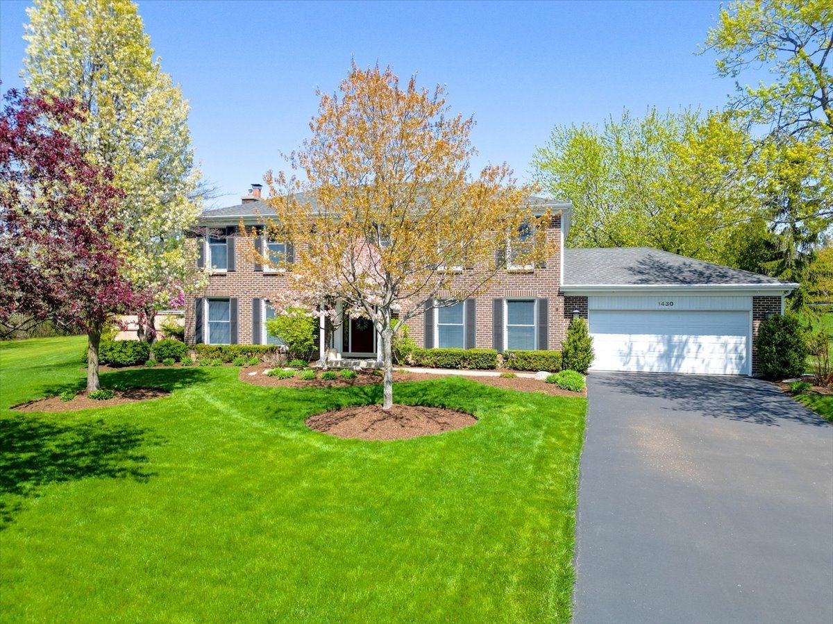 1430 Allyson Court, Libertyville, IL 60048