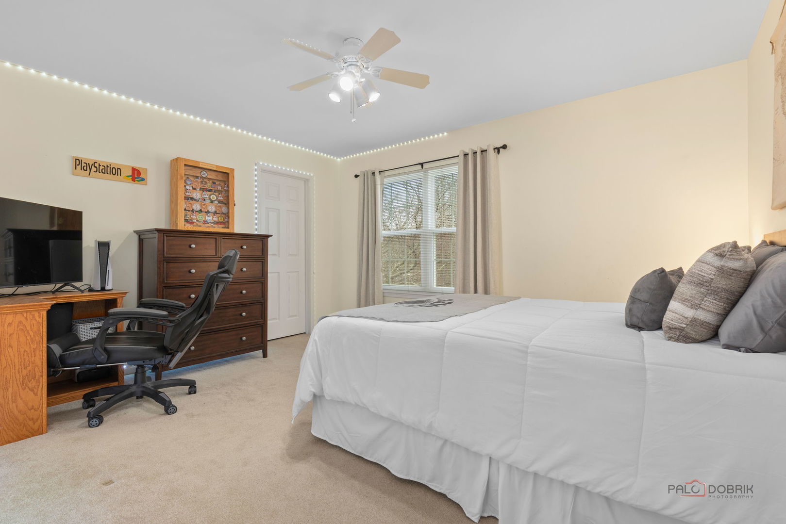 36879 N Deerview Drive, Lake Villa, IL 60046