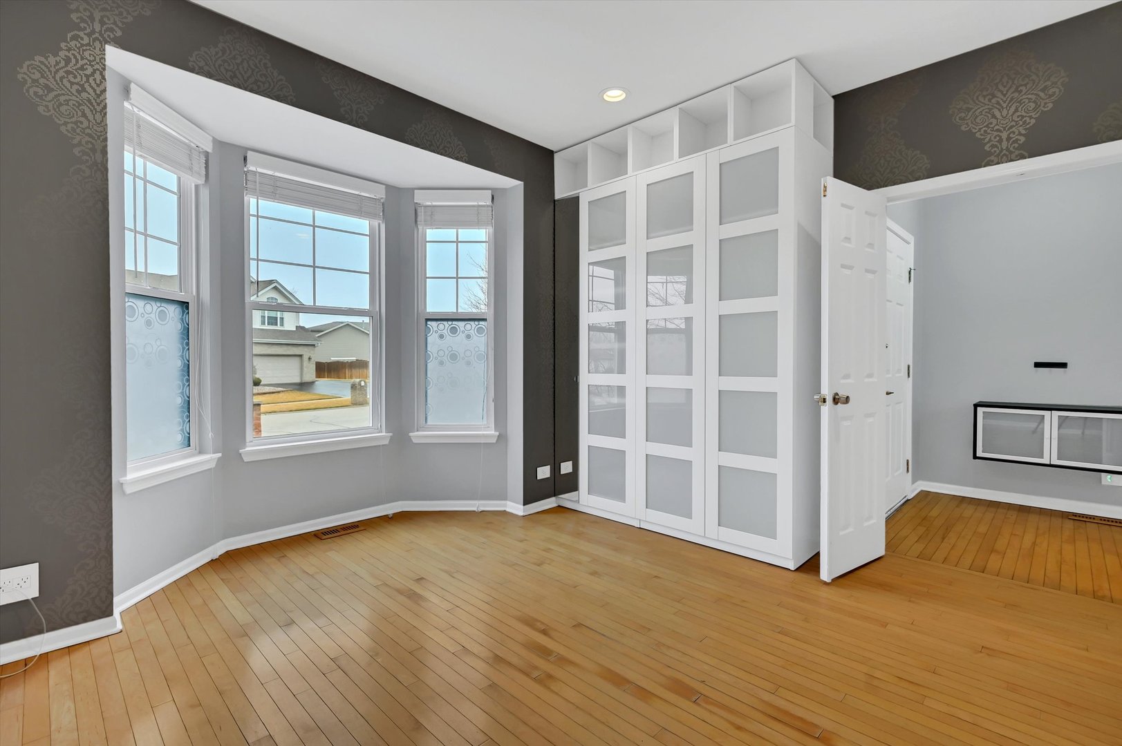 16516 W Apache Drive, Lockport, IL 60441