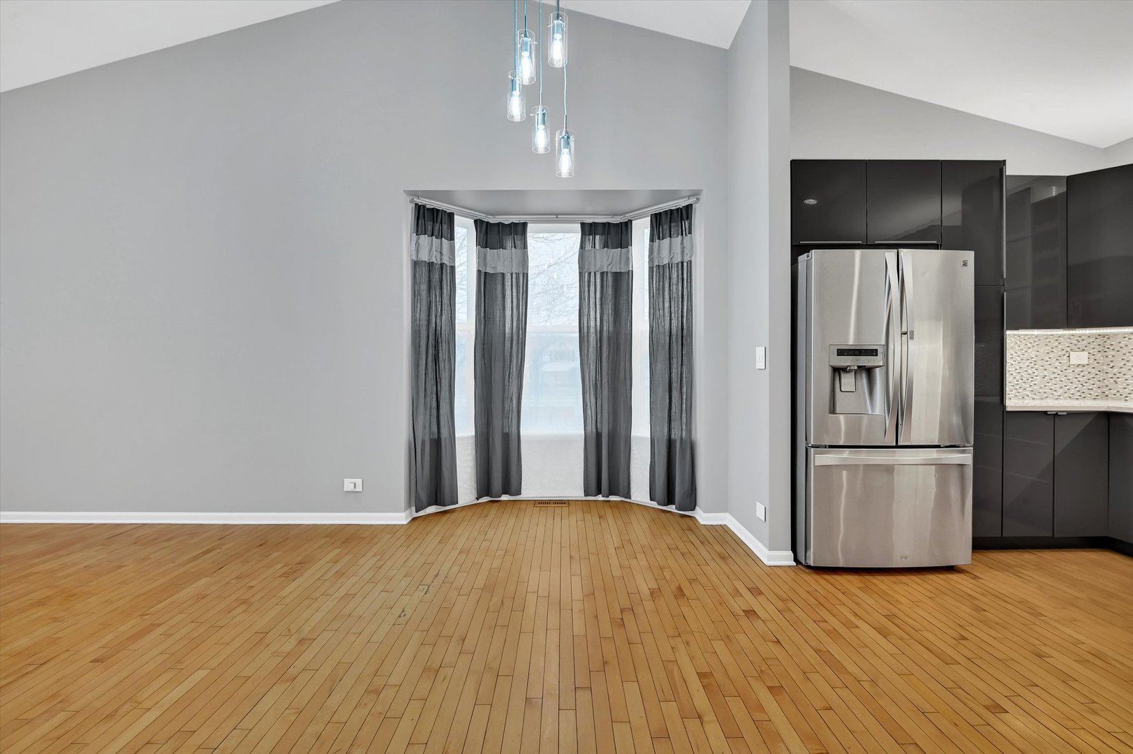 16516 W Apache Drive, Lockport, IL 60441