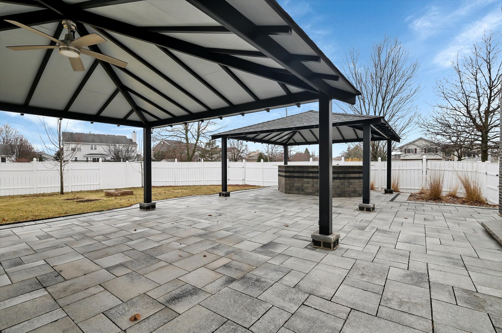 16516 W Apache Drive, Lockport, IL 60441