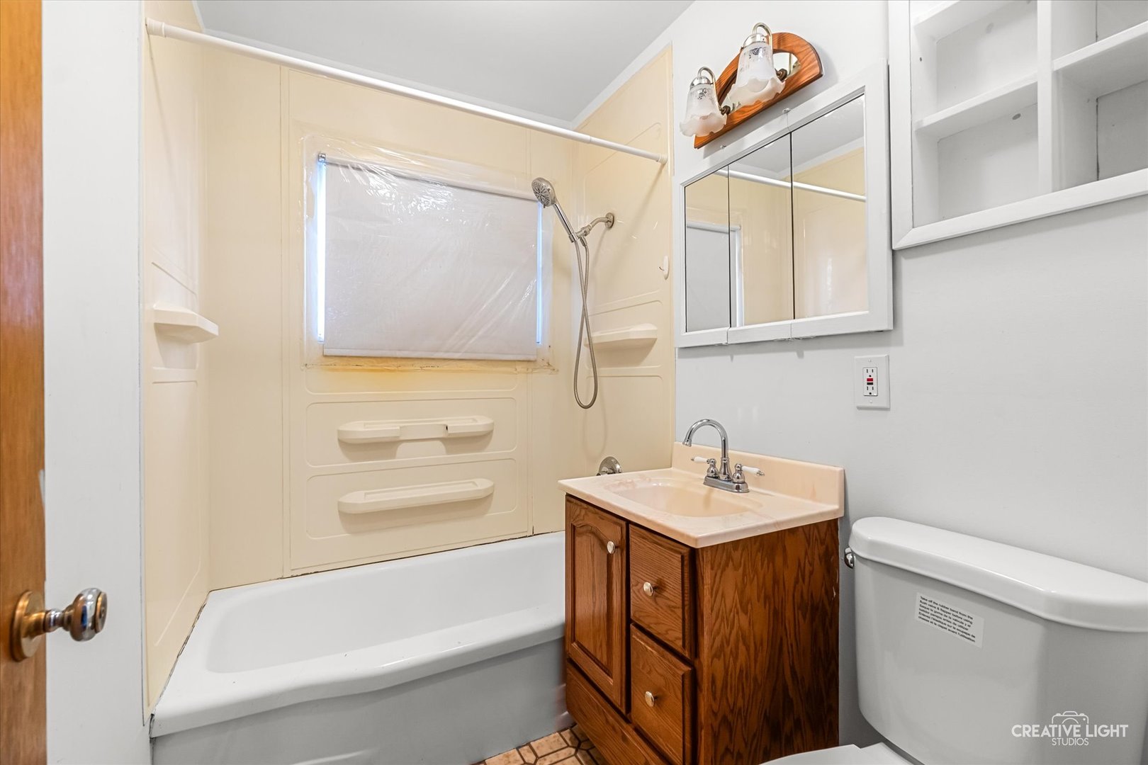 28 Seneca Drive, Montgomery, IL 60538