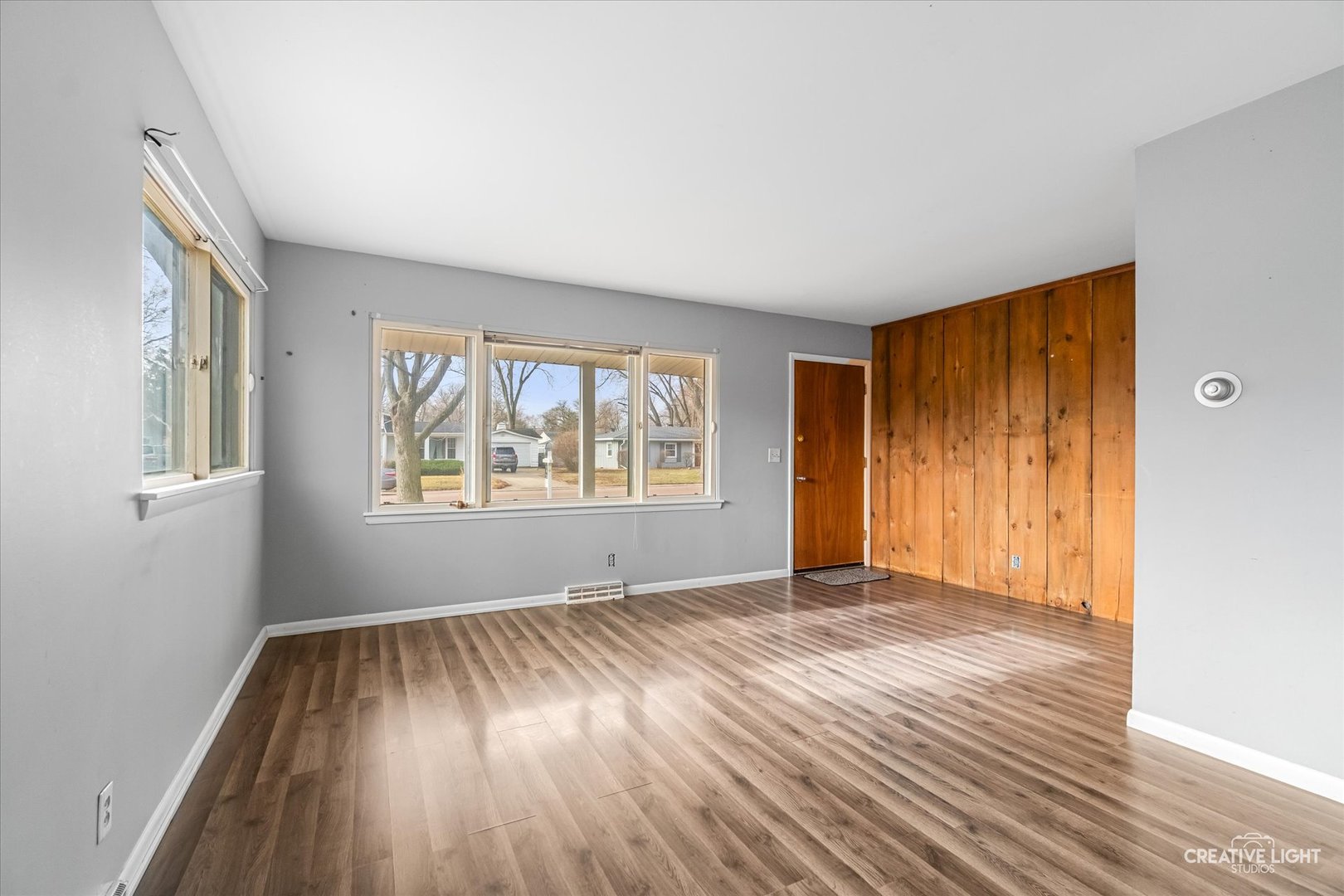 28 Seneca Drive, Montgomery, IL 60538