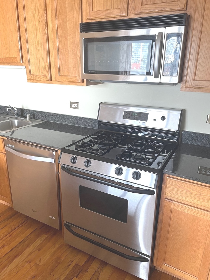 41 E 8th Street #1304, Chicago, IL 60605